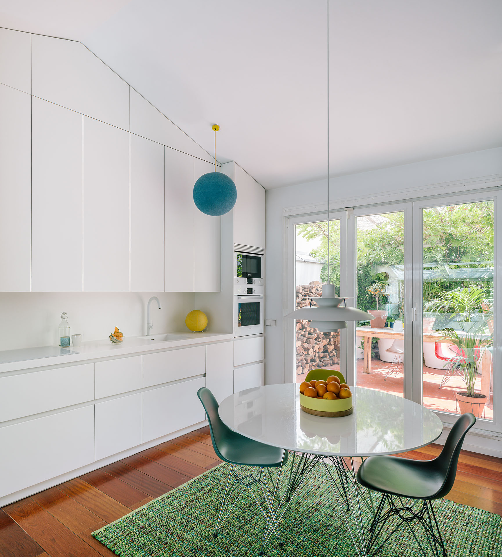 Houzz Испания: Квартира с бассейном — под самой крышей