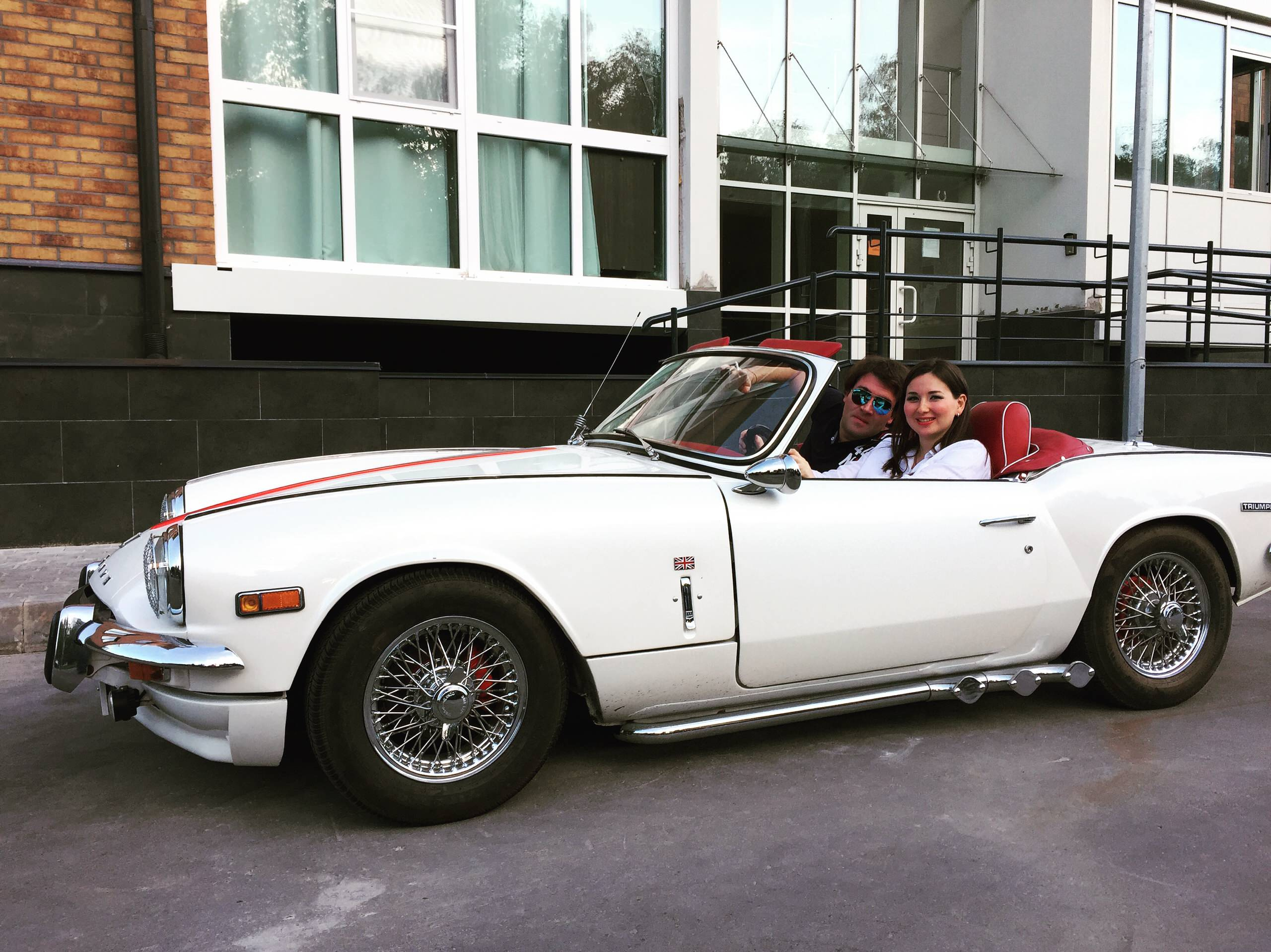 В гостях: Квартира архитекторов в бетоне и с «умным» светом