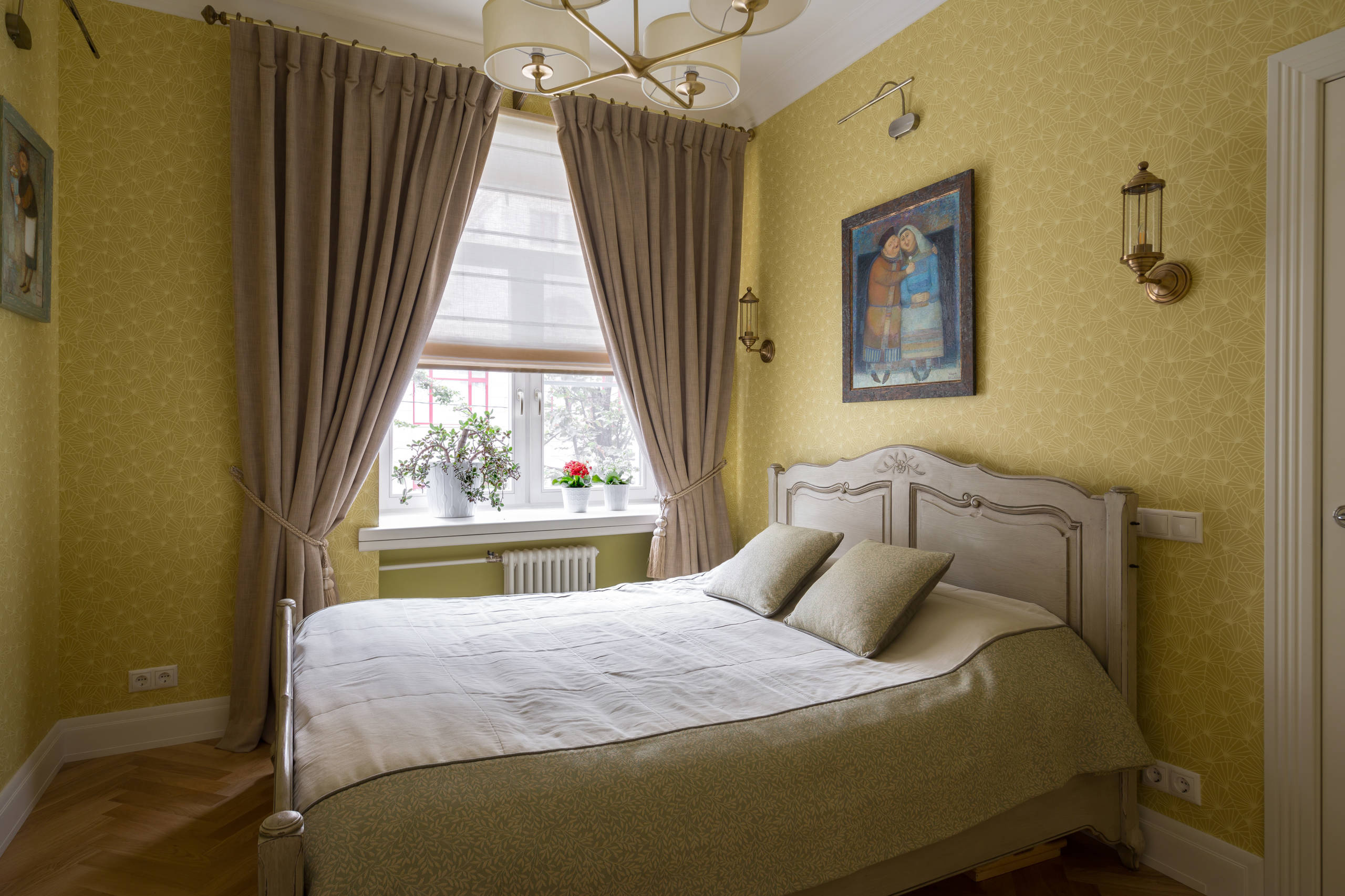 В гостях: Грузинские картины и бабушкина мебель в «сталинке»