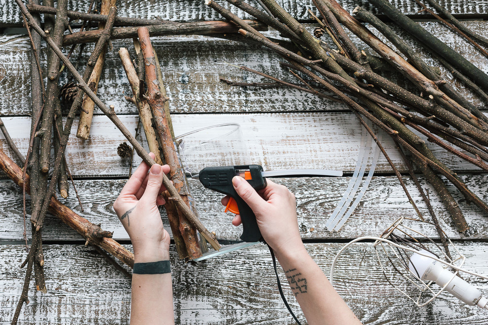 Своими руками: Светильник из веток