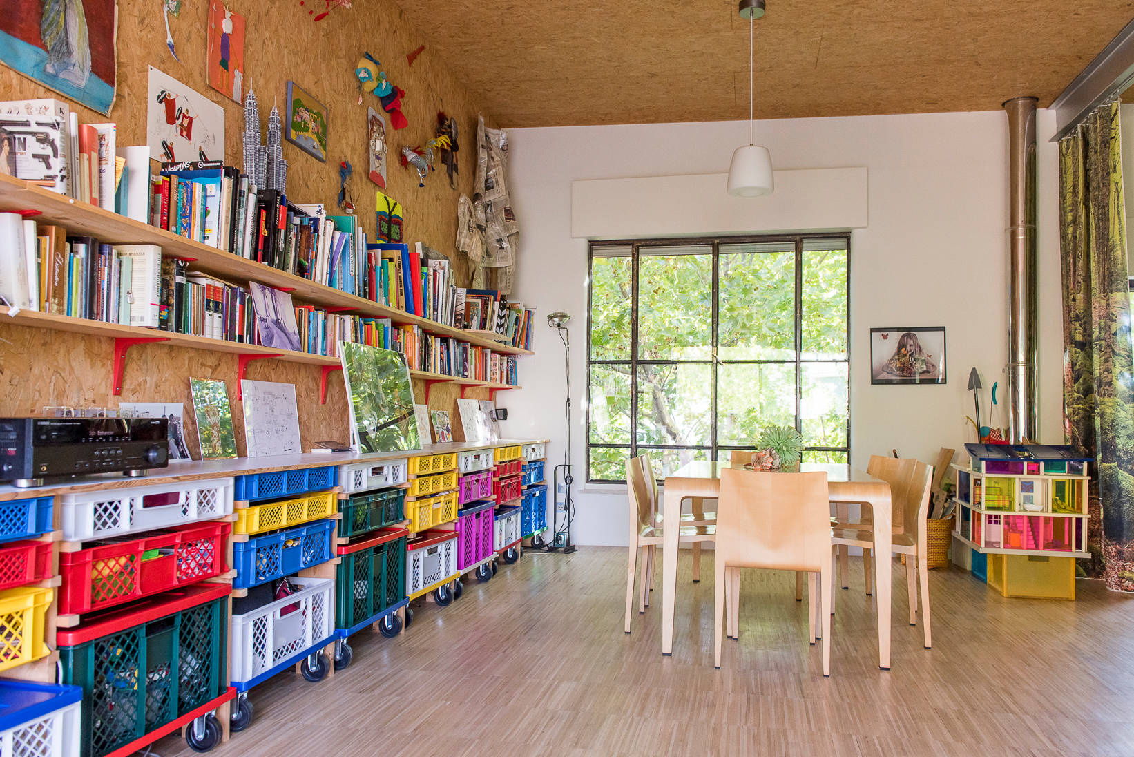 Houzz Испания: Дом для семьи архитекторов, полный ярких красок