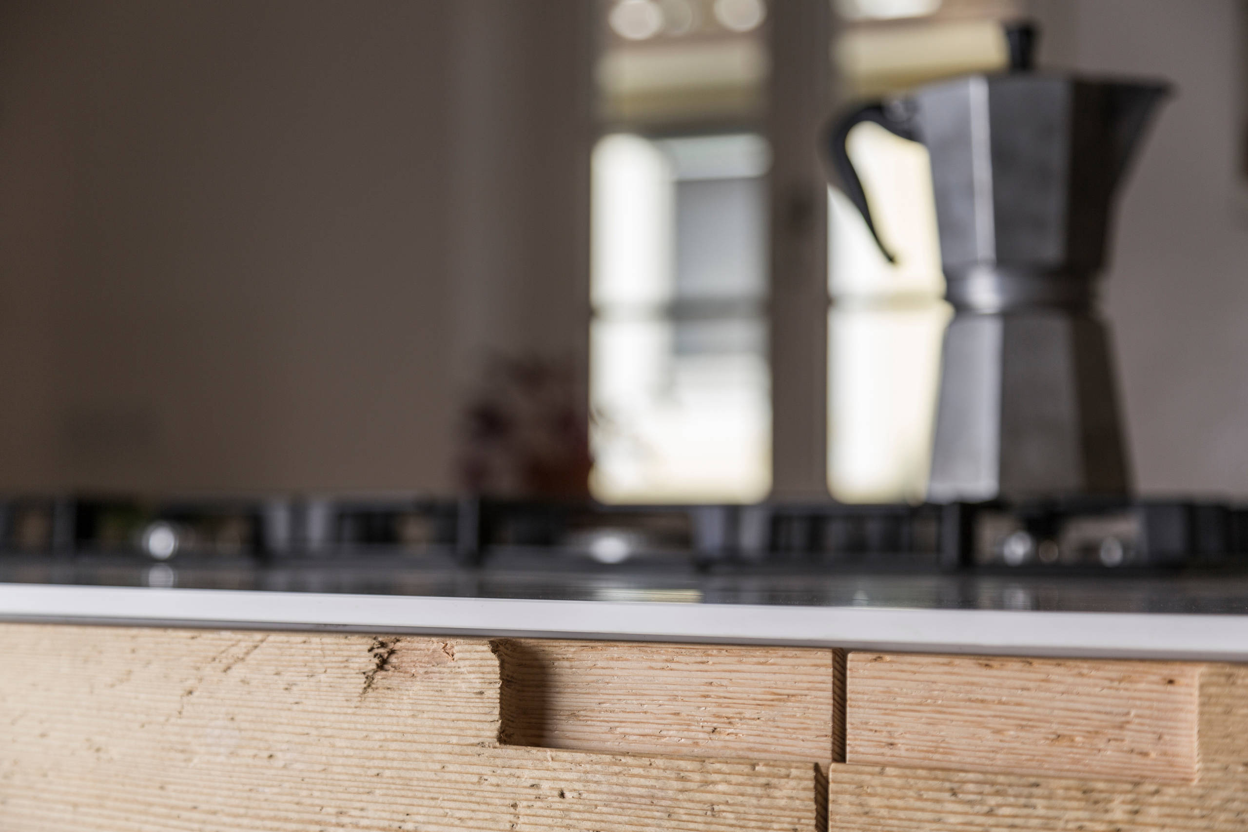 Микротренды: Зачем вашей кухне очень тонкая столешница