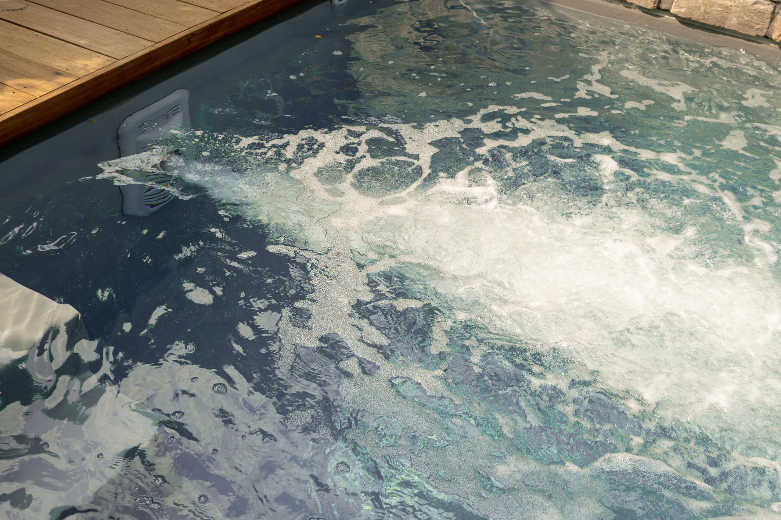 До и после: Бассейн в крошечном саду (1.7 сотки)