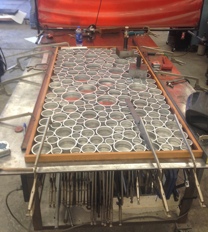 Поделки из ПВХ-труб: Ажурная калитка для дачного участка