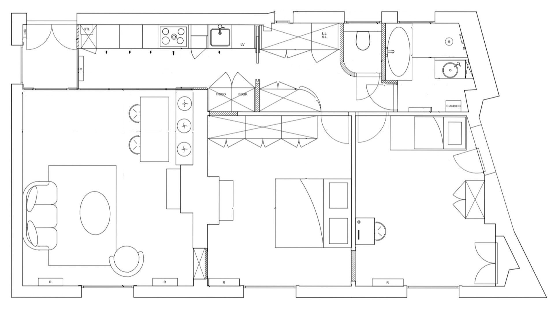 До и после: 5 проектов, где кухня оказалась в коридоре