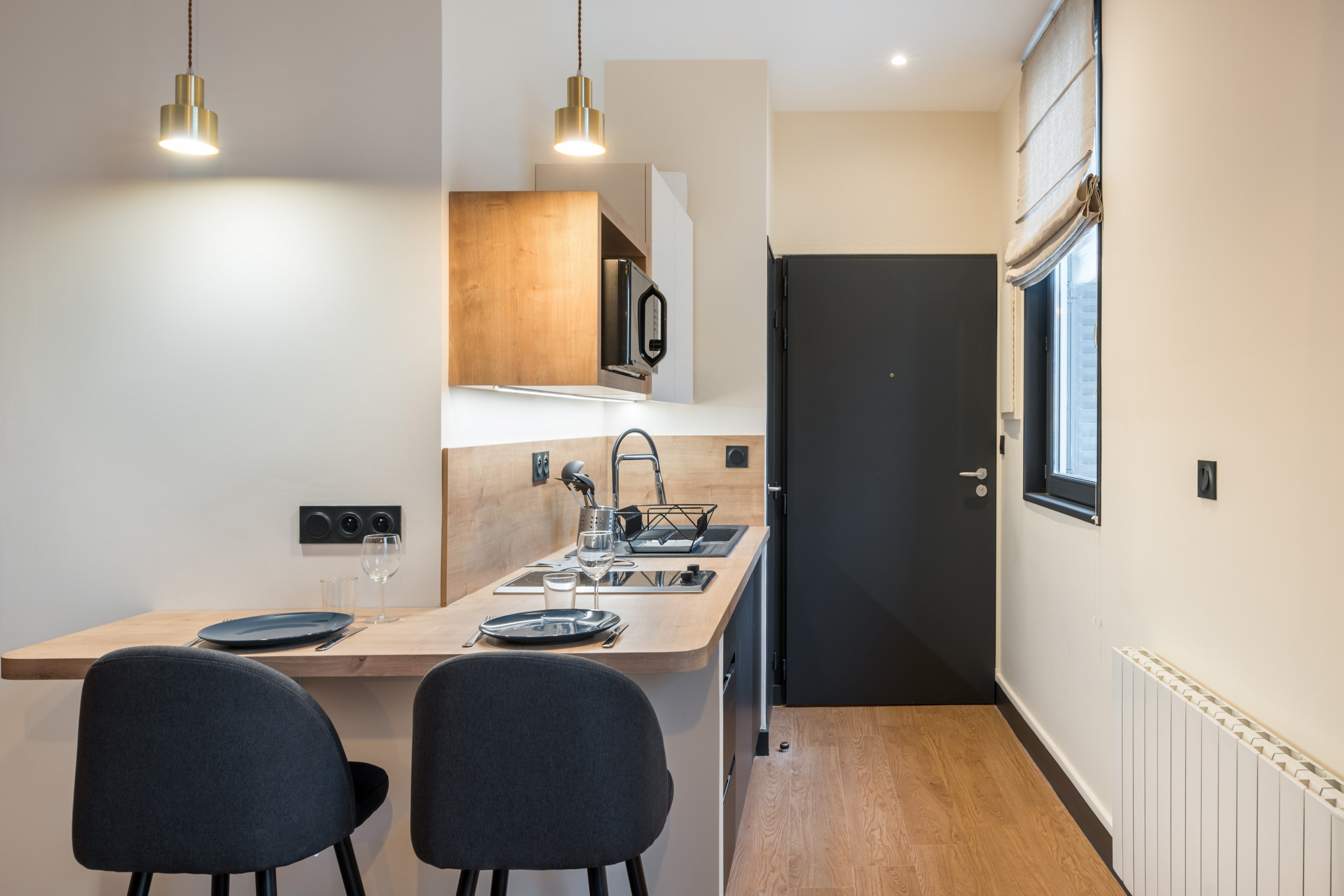 До и после: 5 проектов, где кухня оказалась в коридоре