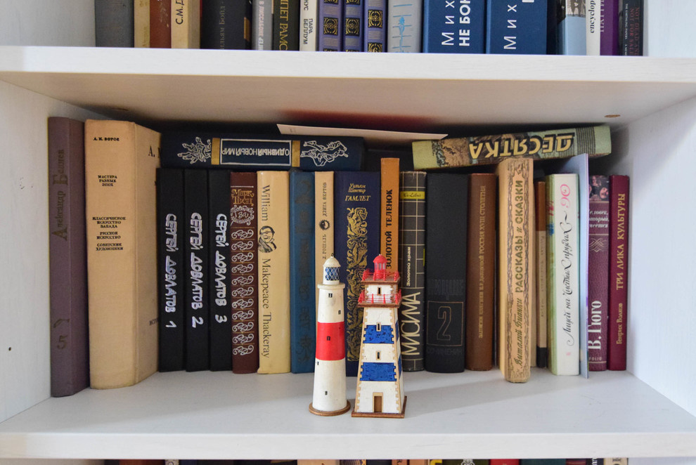 В гостях: Квартира с огромной гостиной, белыми быками и черным мопсом