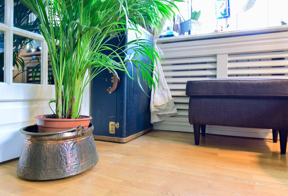 В гостях: Квартира с огромной гостиной, белыми быками и черным мопсом