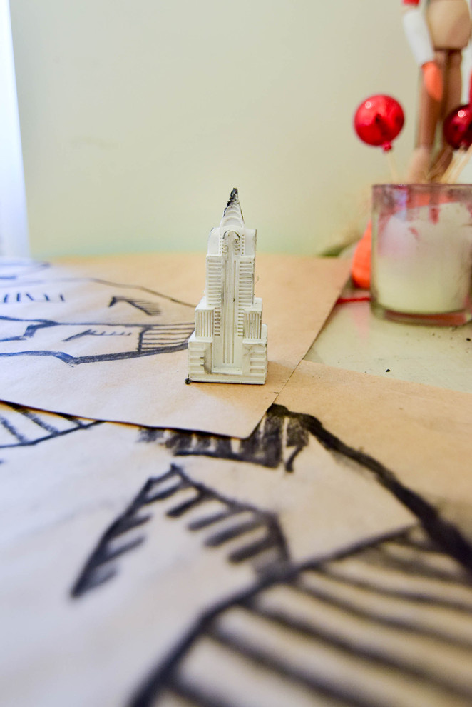 В гостях: Квартира с огромной гостиной, белыми быками и черным мопсом