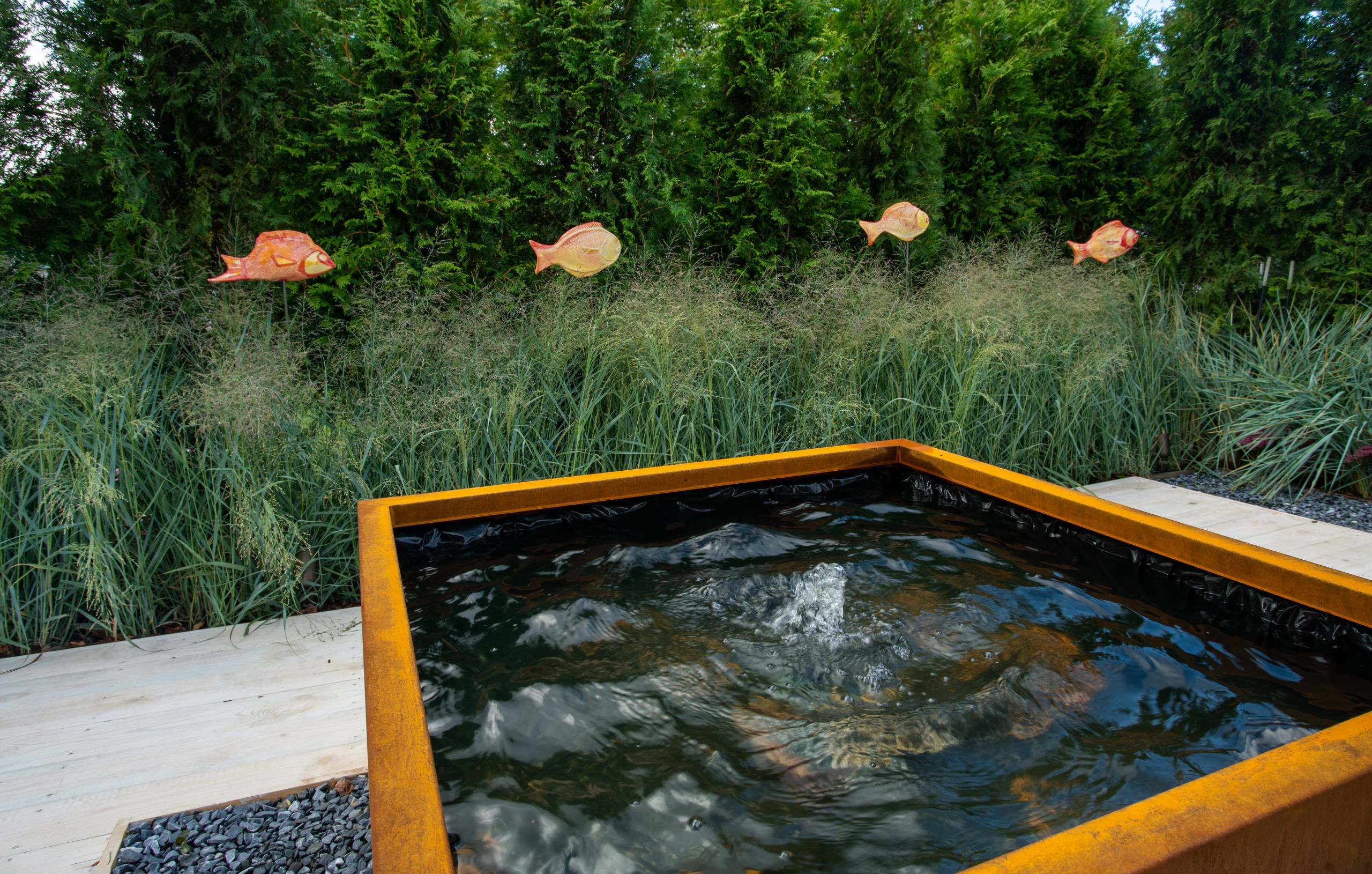 Сад недели: с огородом, кортеном и «живоносным источником»