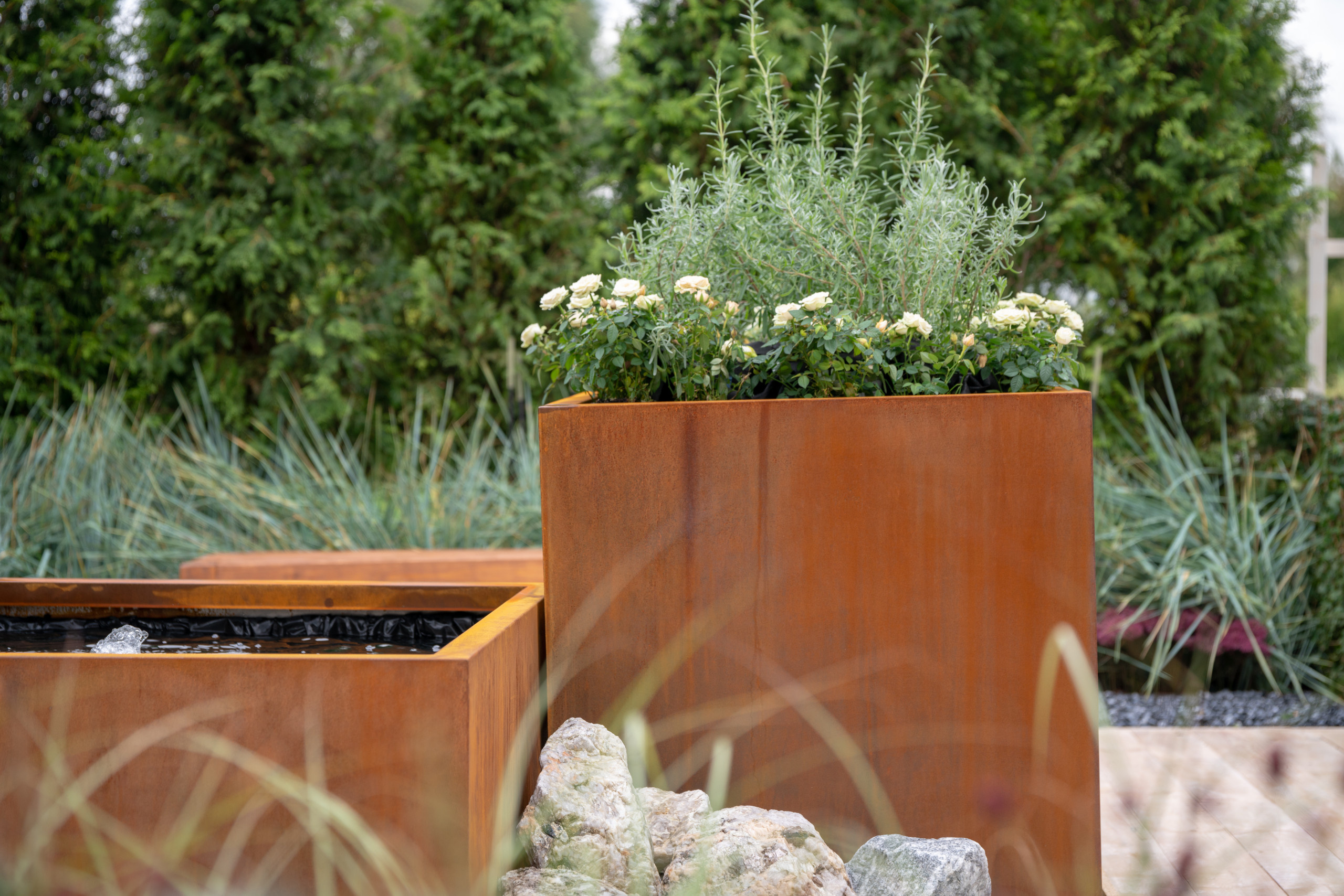 Сад недели: с огородом, кортеном и «живоносным источником»