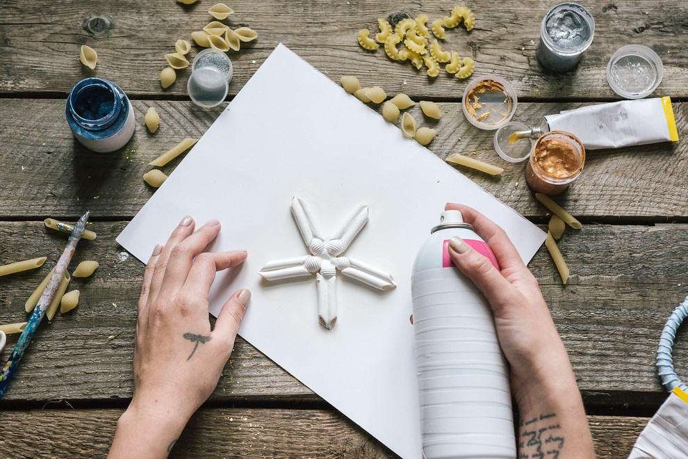 Фотоохота: Снежинки из бумаги и других подручных материалов