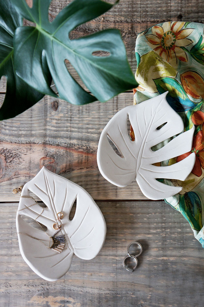 Своими руками: Тарелка в форме листа монстеры