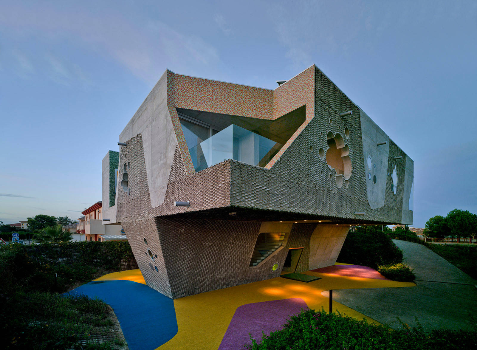 Архитектура: 14 необычных домов из Испании