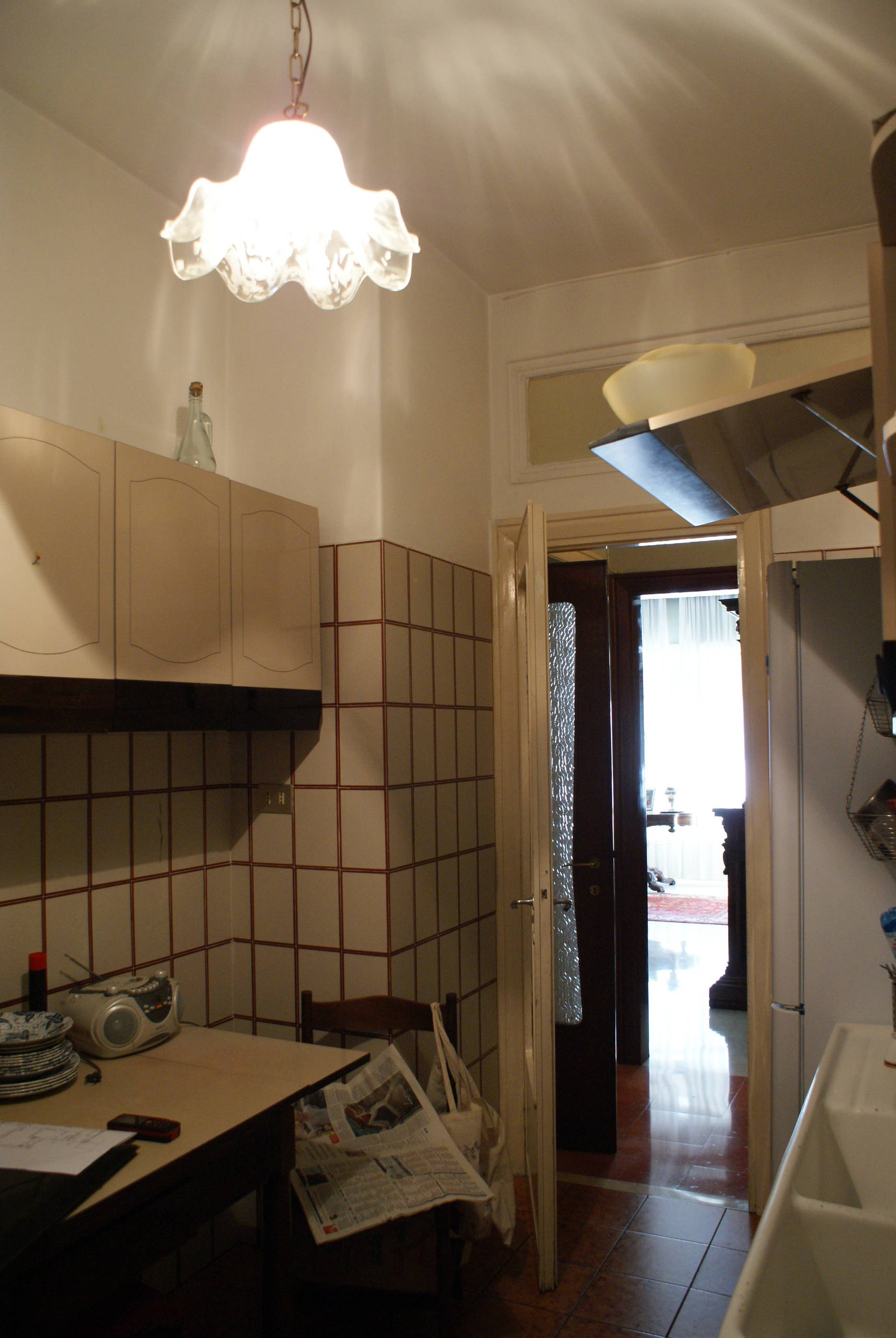 До и после: Кухня в Риме, где прорубили окно