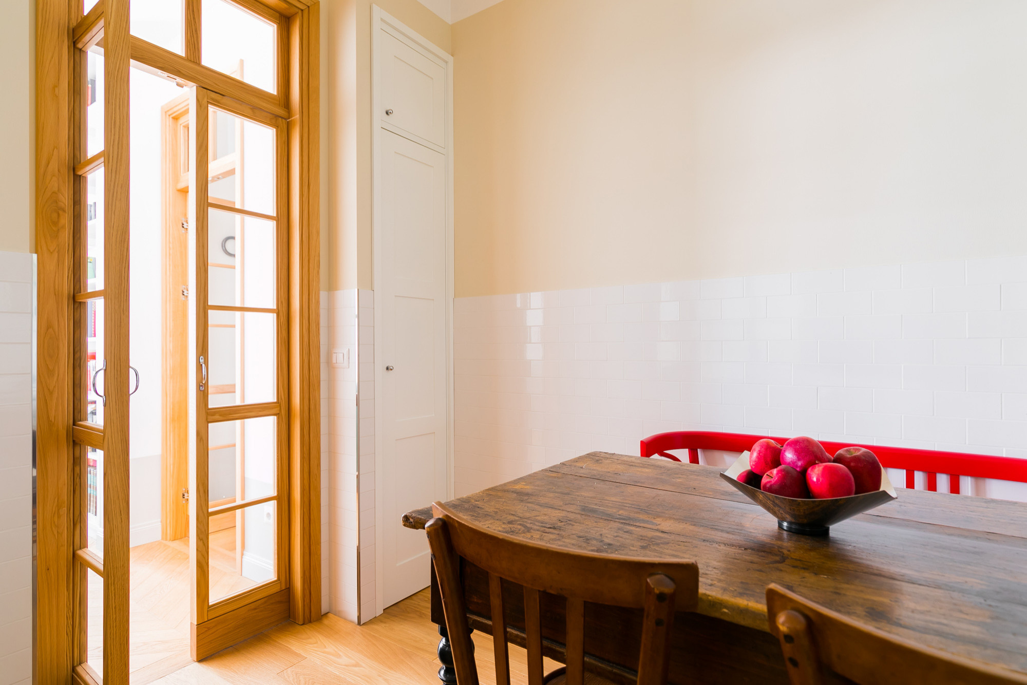 До и после: Кухня в Риме, где прорубили окно