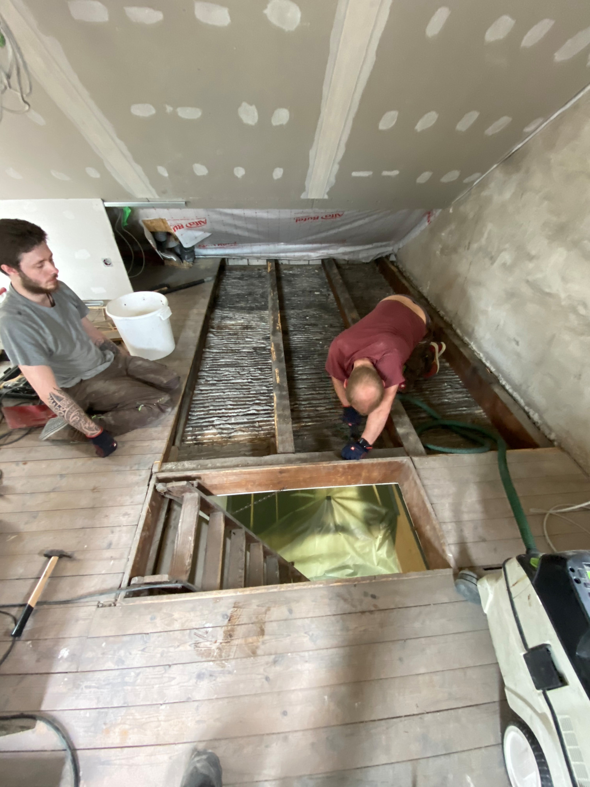 До и после: Лестница с «разрезанными» ступенями