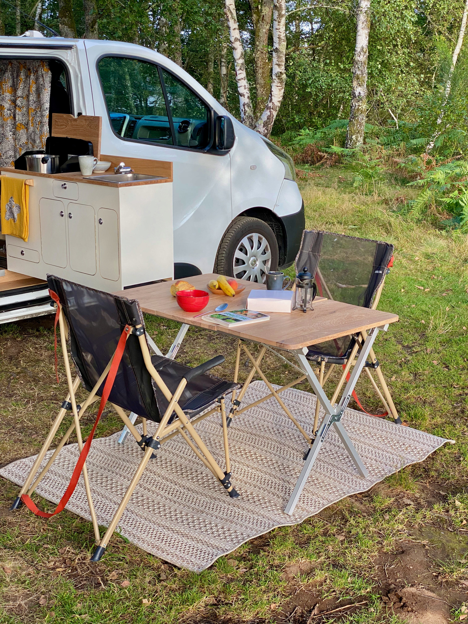 До и после: Фургон для путешествий с выезжающей кухней