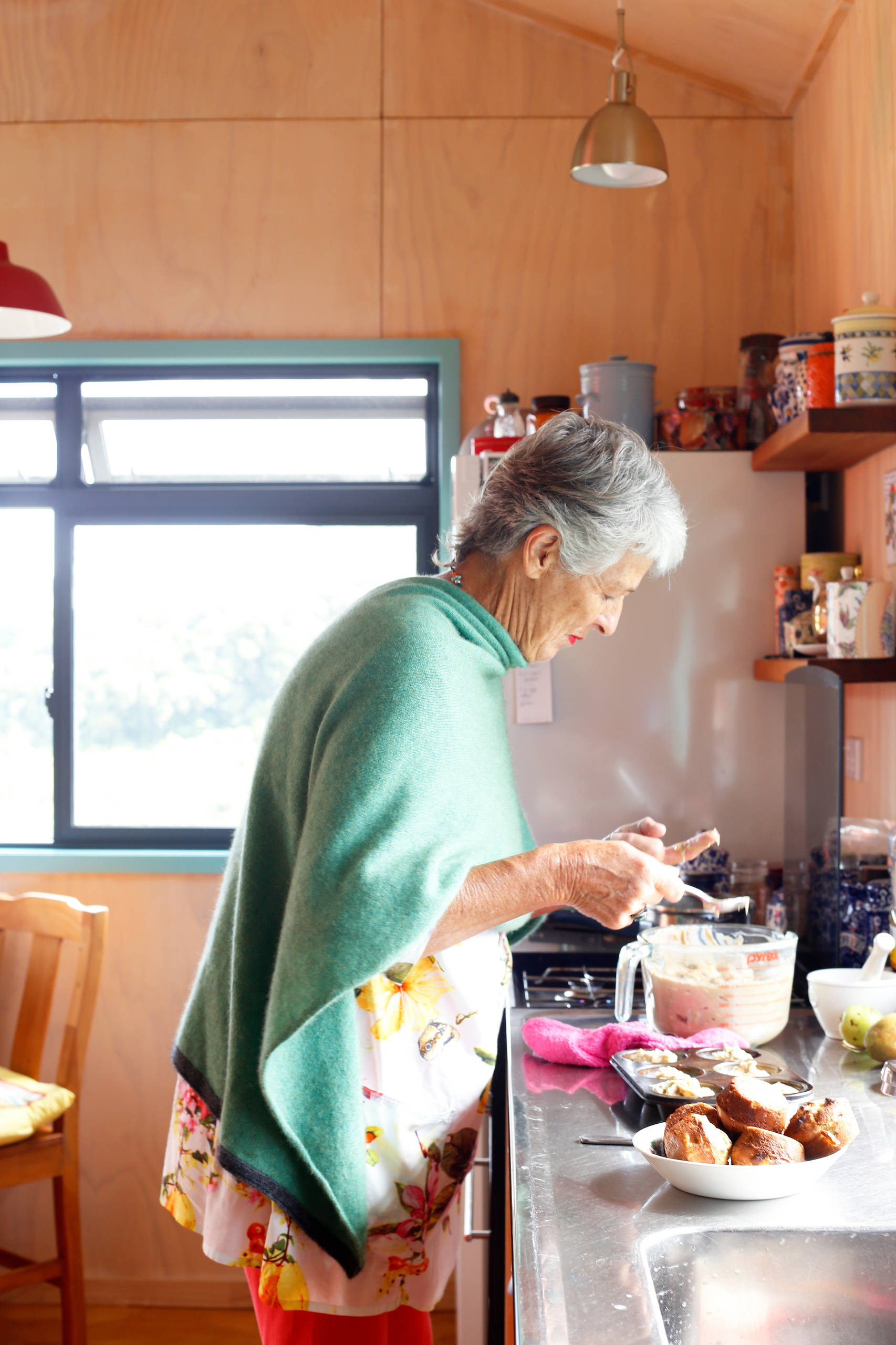 Houzz Новая Зеландия: Яркий дом с цветными рамами