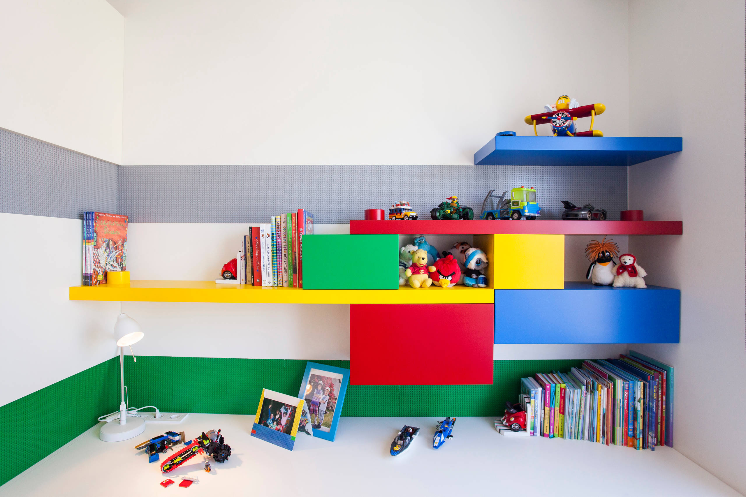 Играем по-взрослому: LEGO-мания в доме