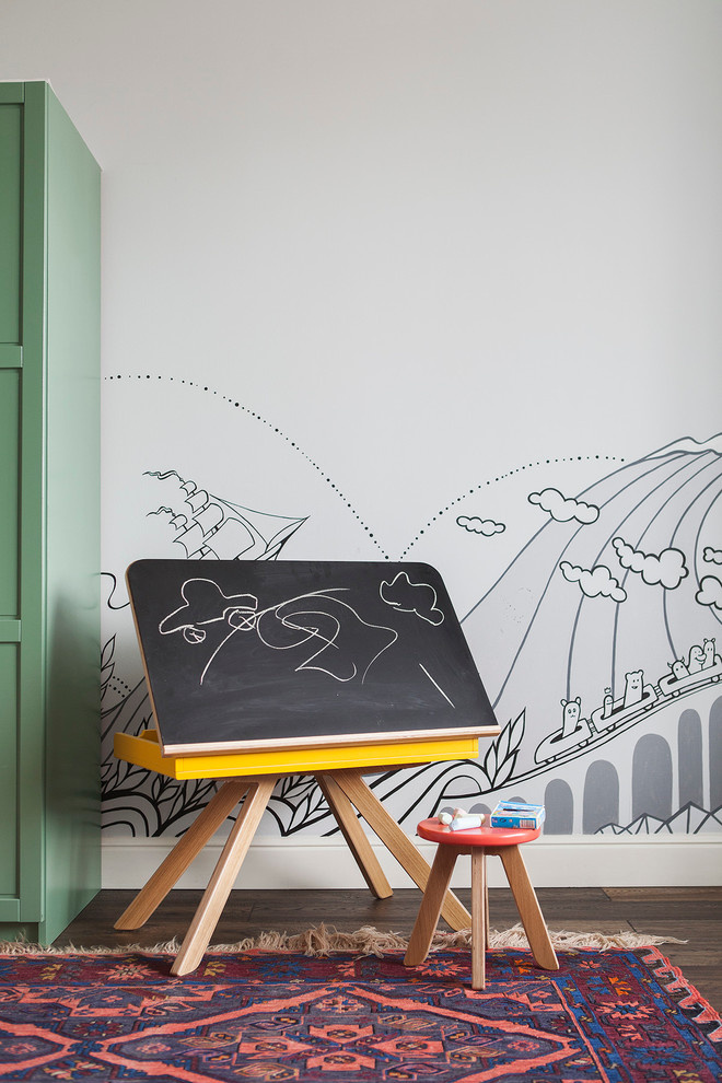 В гостях: Многоуважаемый стеллаж и другие интерьерные находки