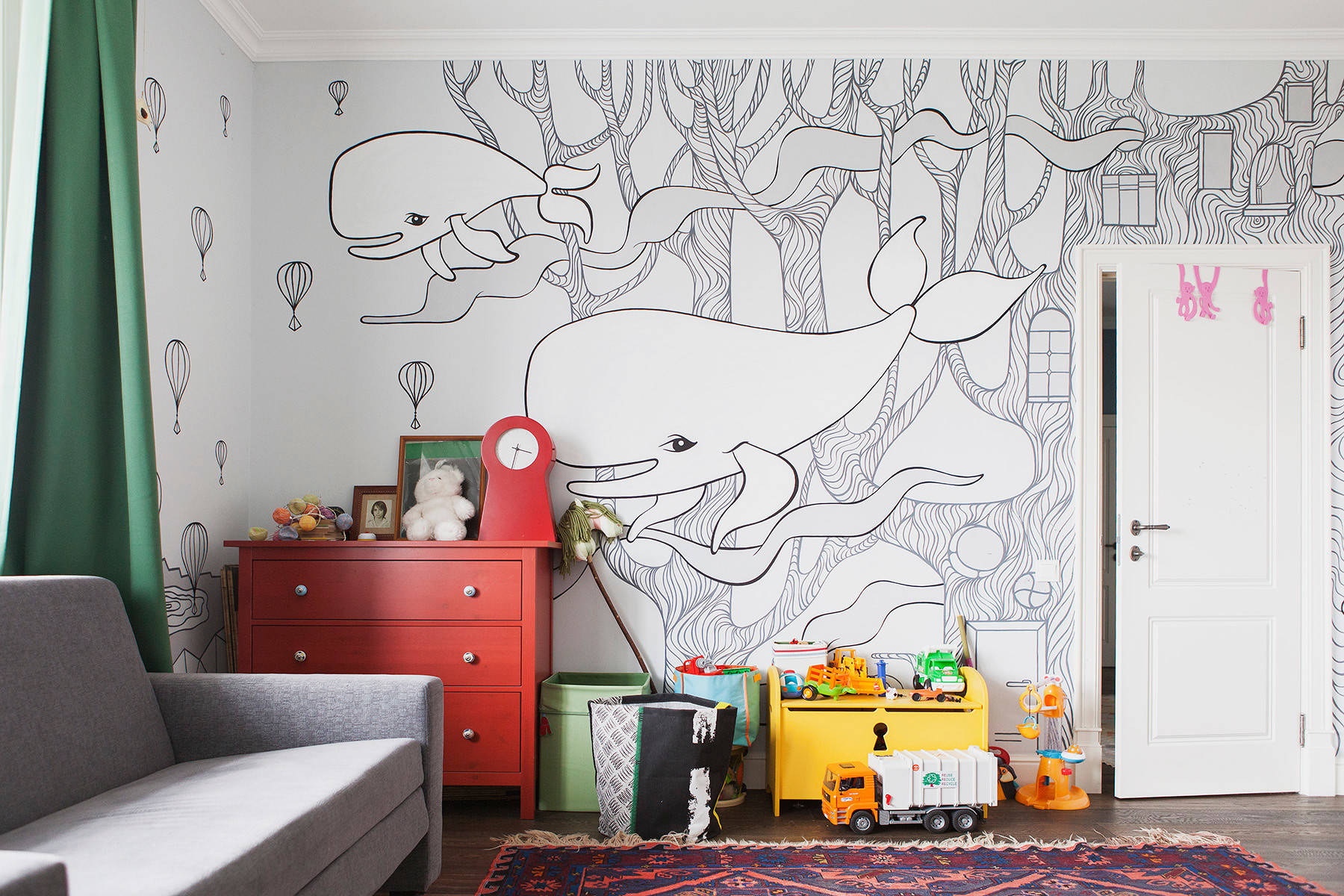 В гостях: Многоуважаемый стеллаж и другие интерьерные находки