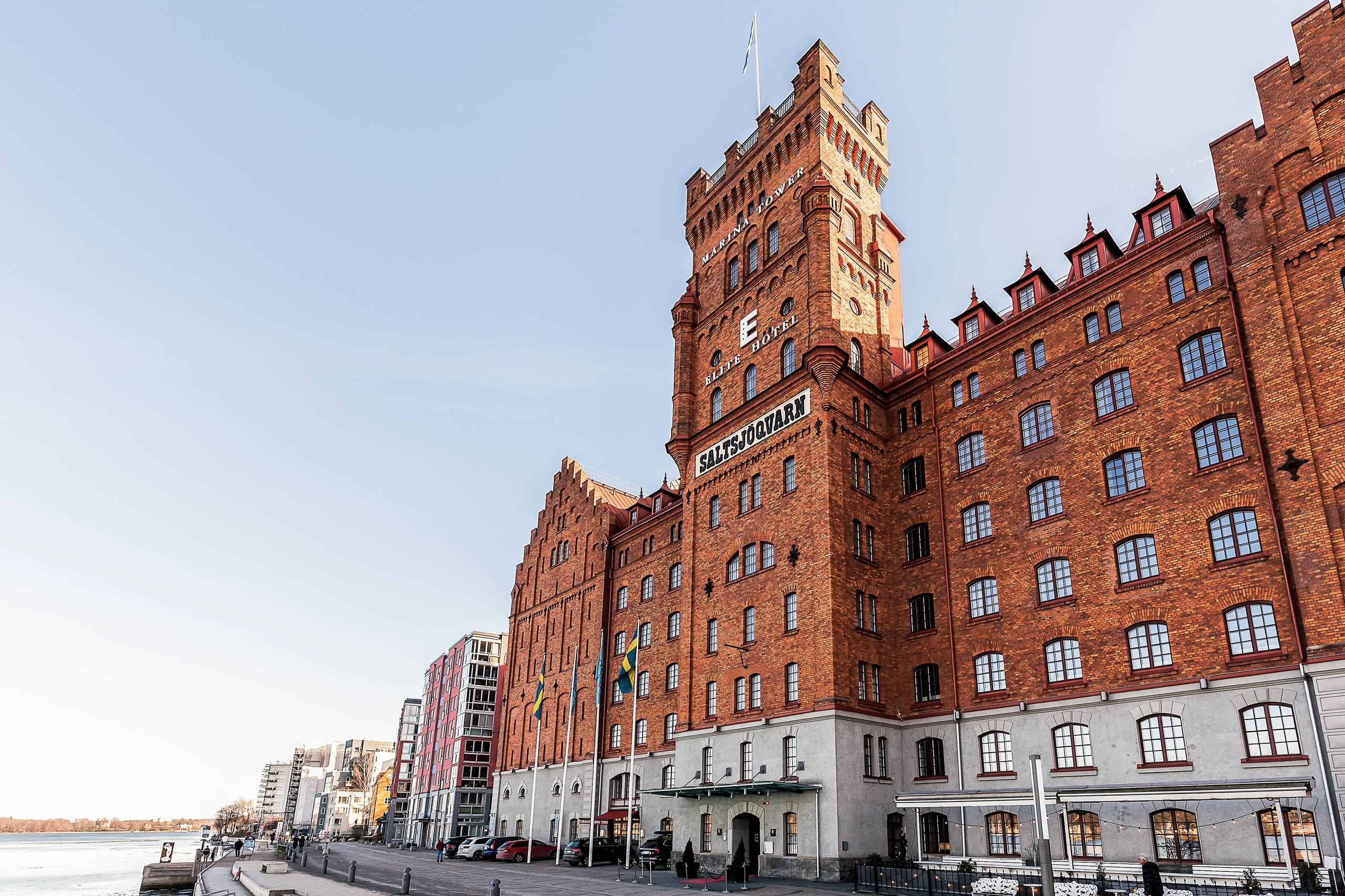 Houzz Швеция: Квартира в здании бывшей фабрики с видом на залив