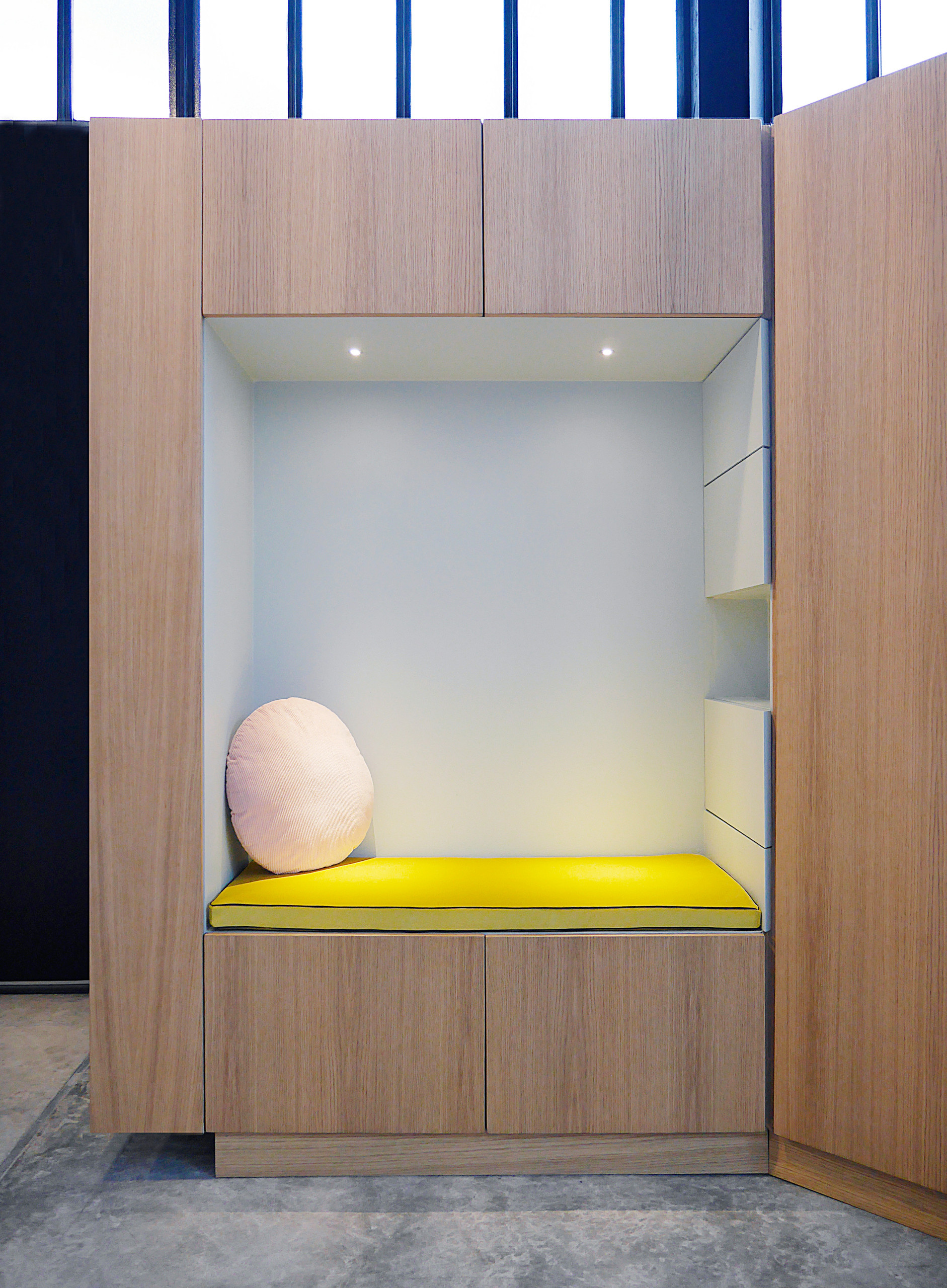 Фотоохота: Скамья в интерьере — 13 идей