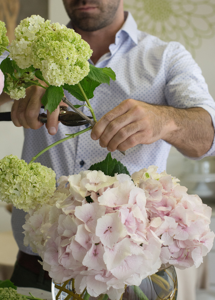 Своими руками: Необычный букет из пионов и гортензий