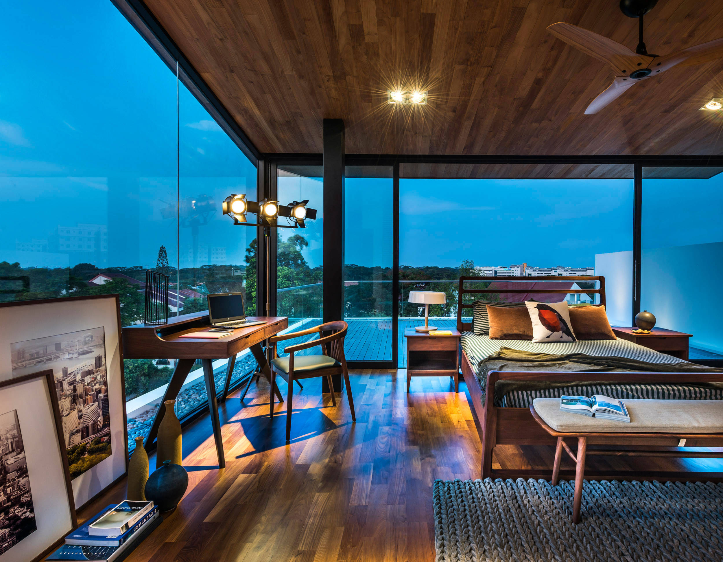 Houzz Сингапур: Дом с полупрозрачной стеной