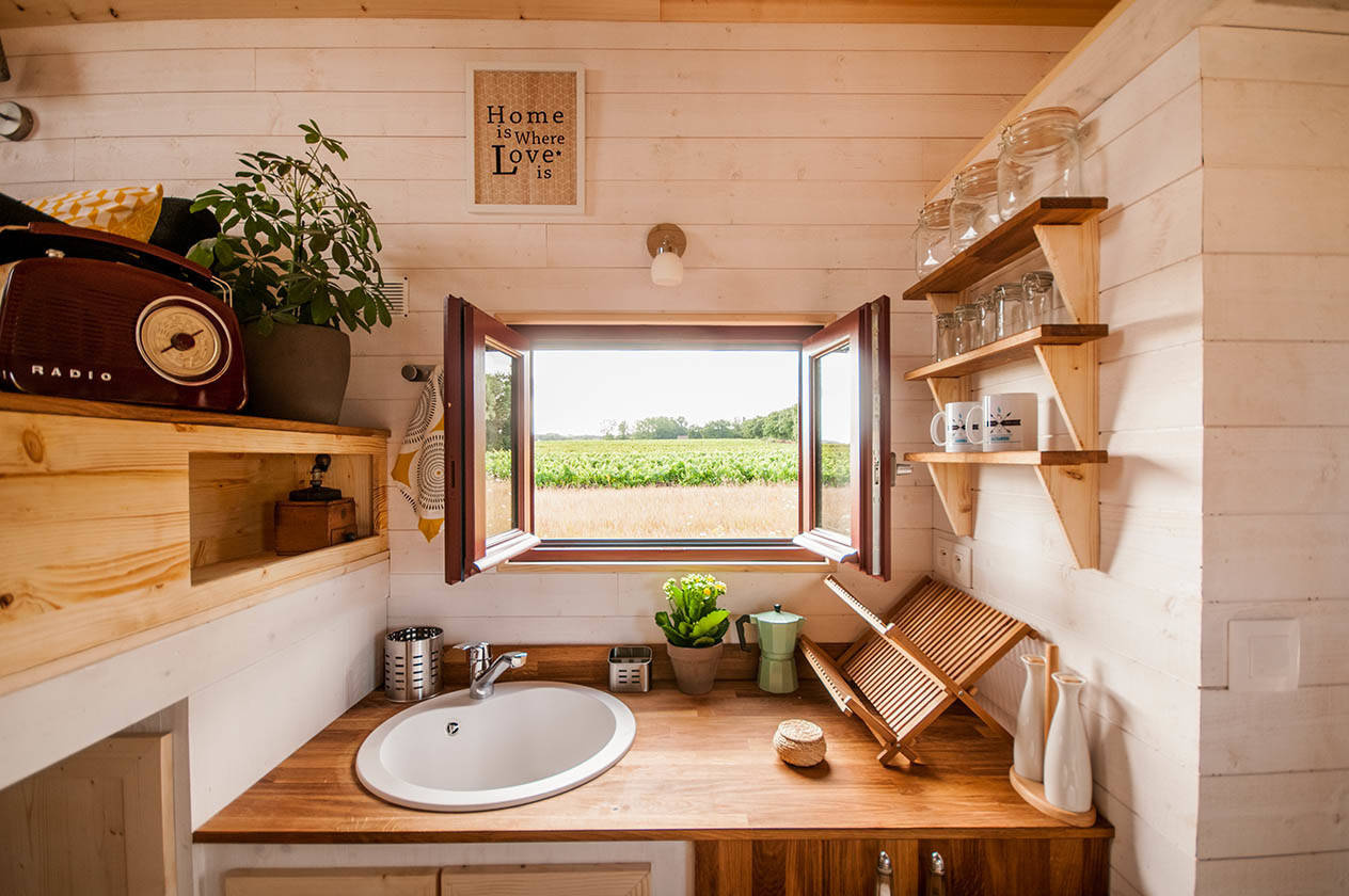 Архитектура: Дом на колесах — 20 кв. м для пары веганов