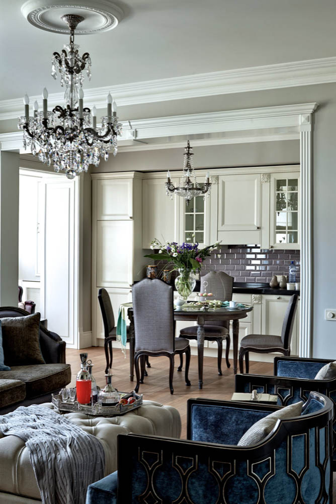 Houzz-тур: Море и классика в интерьерах московской квартиры