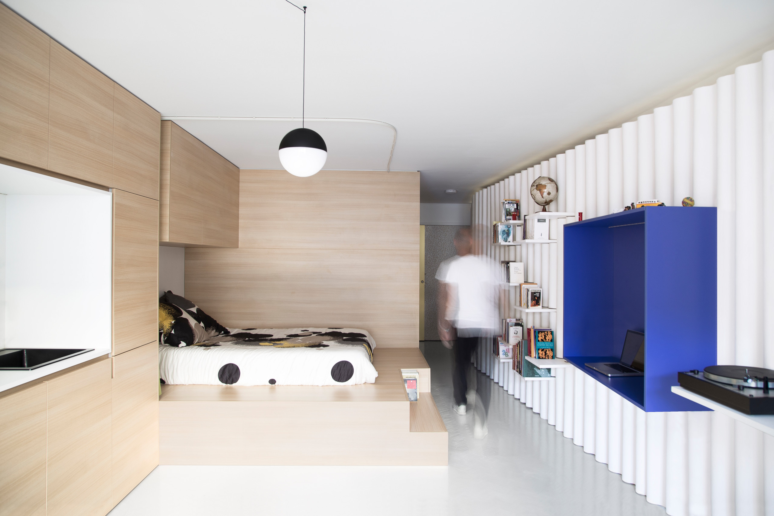 До и после: Студия 42 кв.м. для молодой пары в Париже