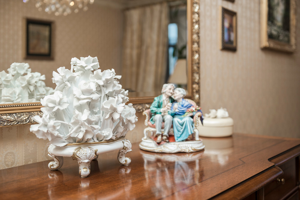 В гостях: Интерьер в неоклассическом стиле — подарок для мамы