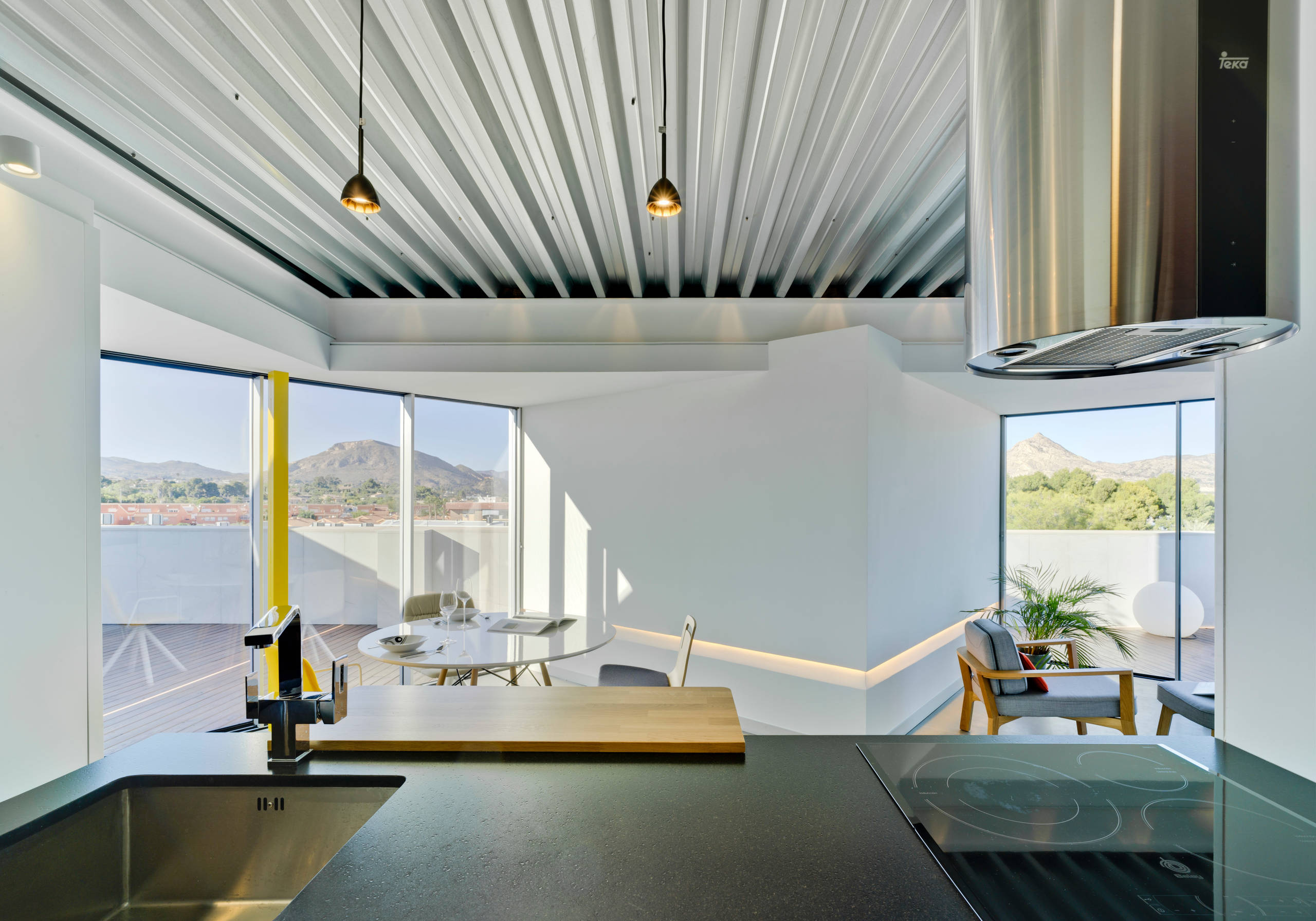 Houzz Испания: Мансарда 48 кв.м, где можно делать что душе угодно