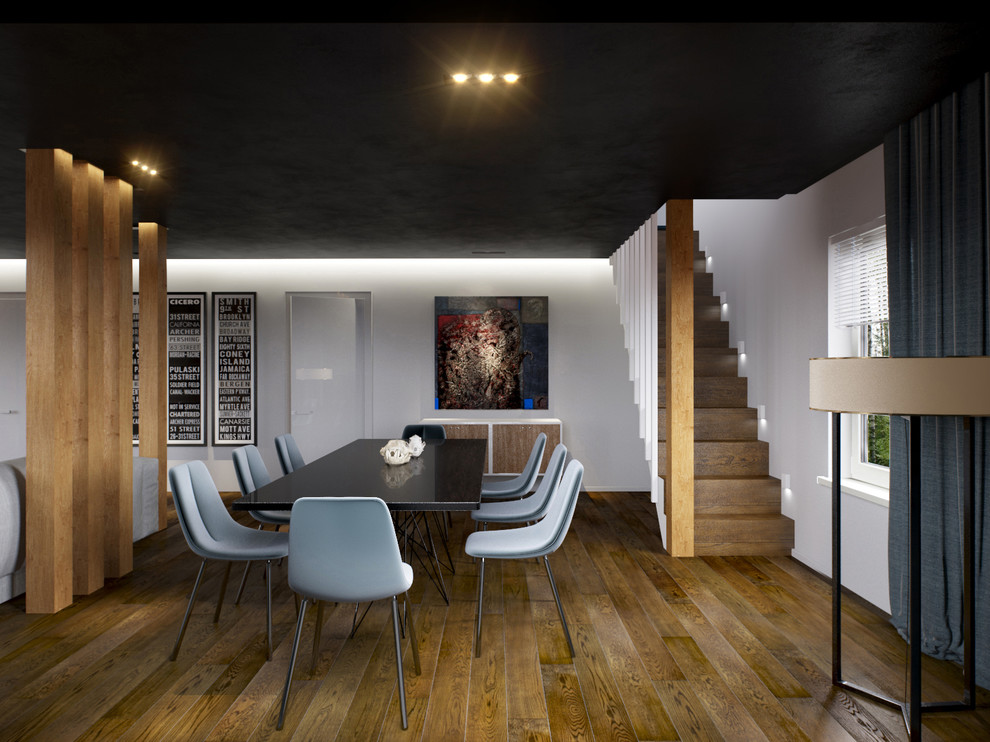 Дом в соснах