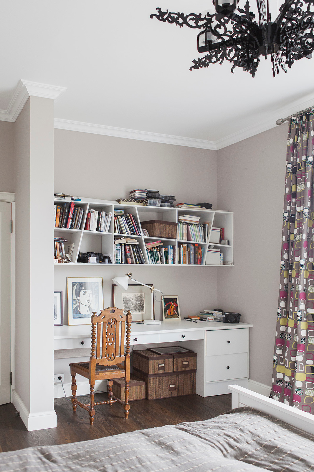 В гостях: Многоуважаемый стеллаж и другие интерьерные находки