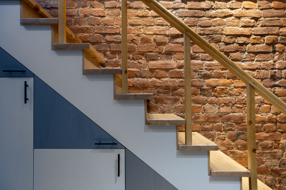 Объект в старом фонде на Таврической улице(г. Санкт-Петербург)