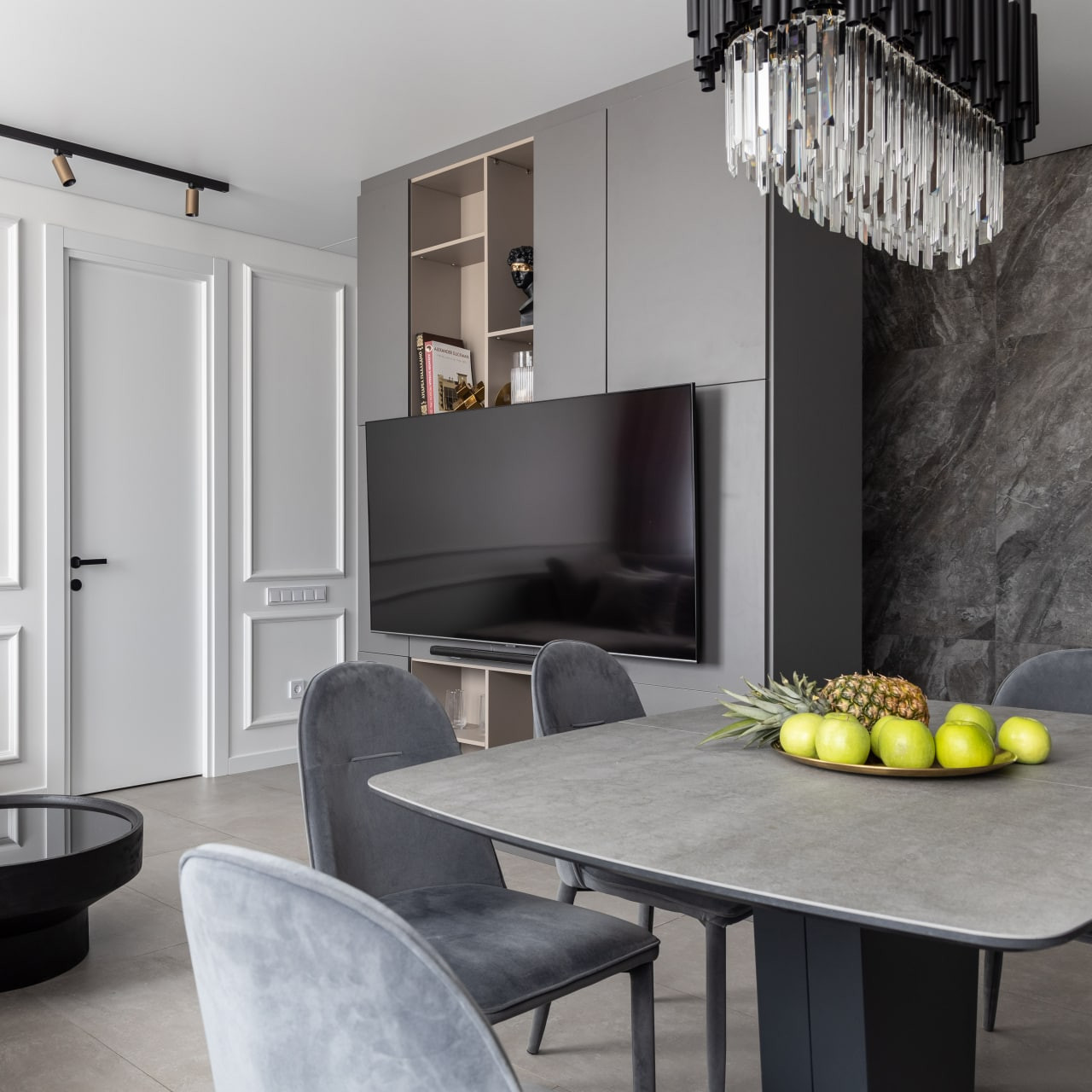 Квартира в серых тонах