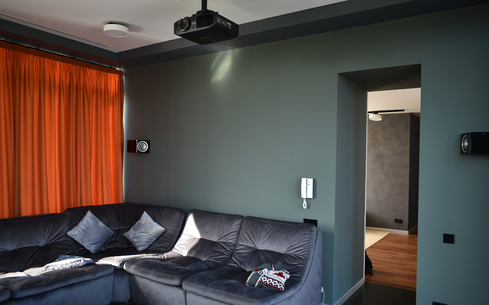 Домашний кинозал в коттедже