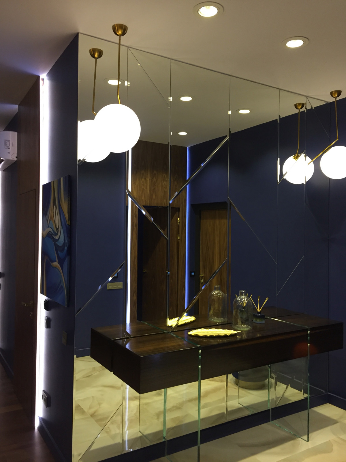 Обложка проекта: Шоурум