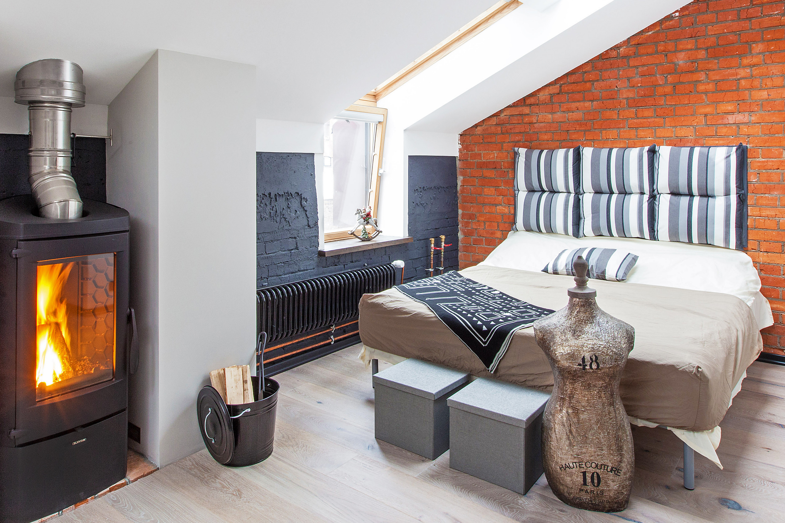 Houzz тур: Молодежная лофт-мансарда с жизнерадостным характером