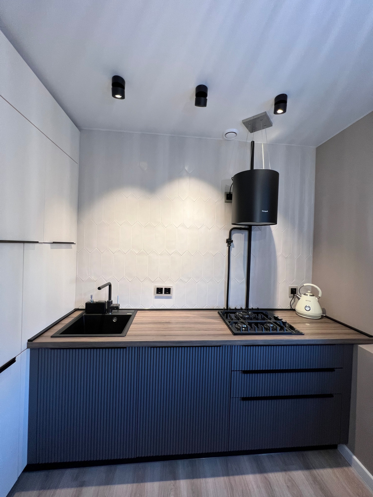 Кухня, Новый Уренгой, МКР Мирный 3/2