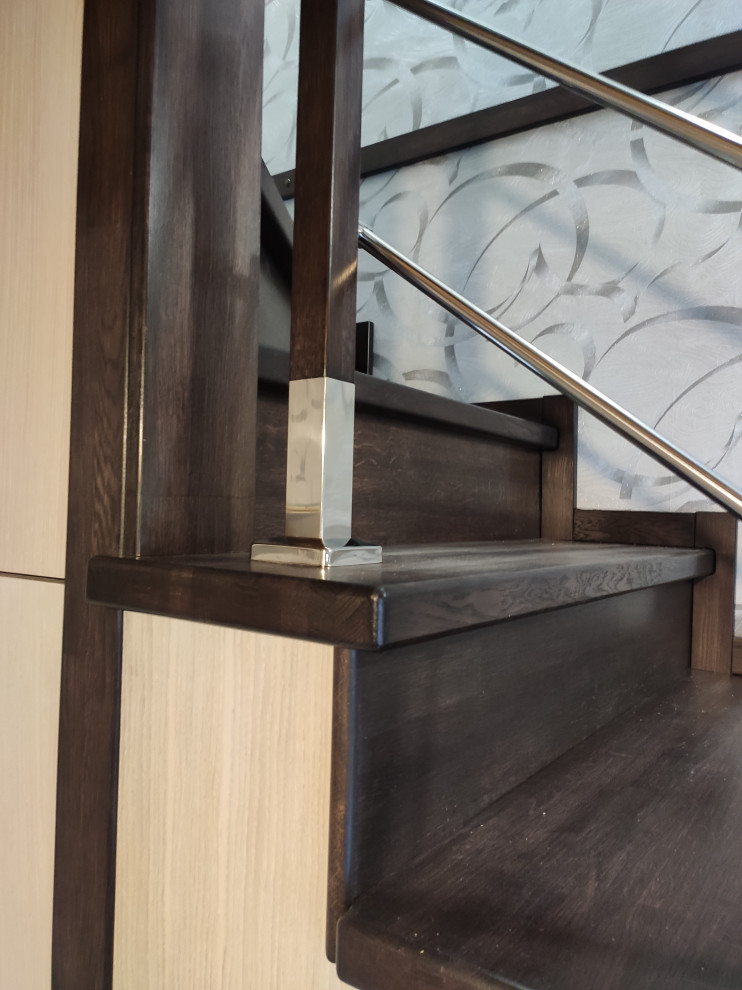 Обшивка металлического каркаса дубом, Графское