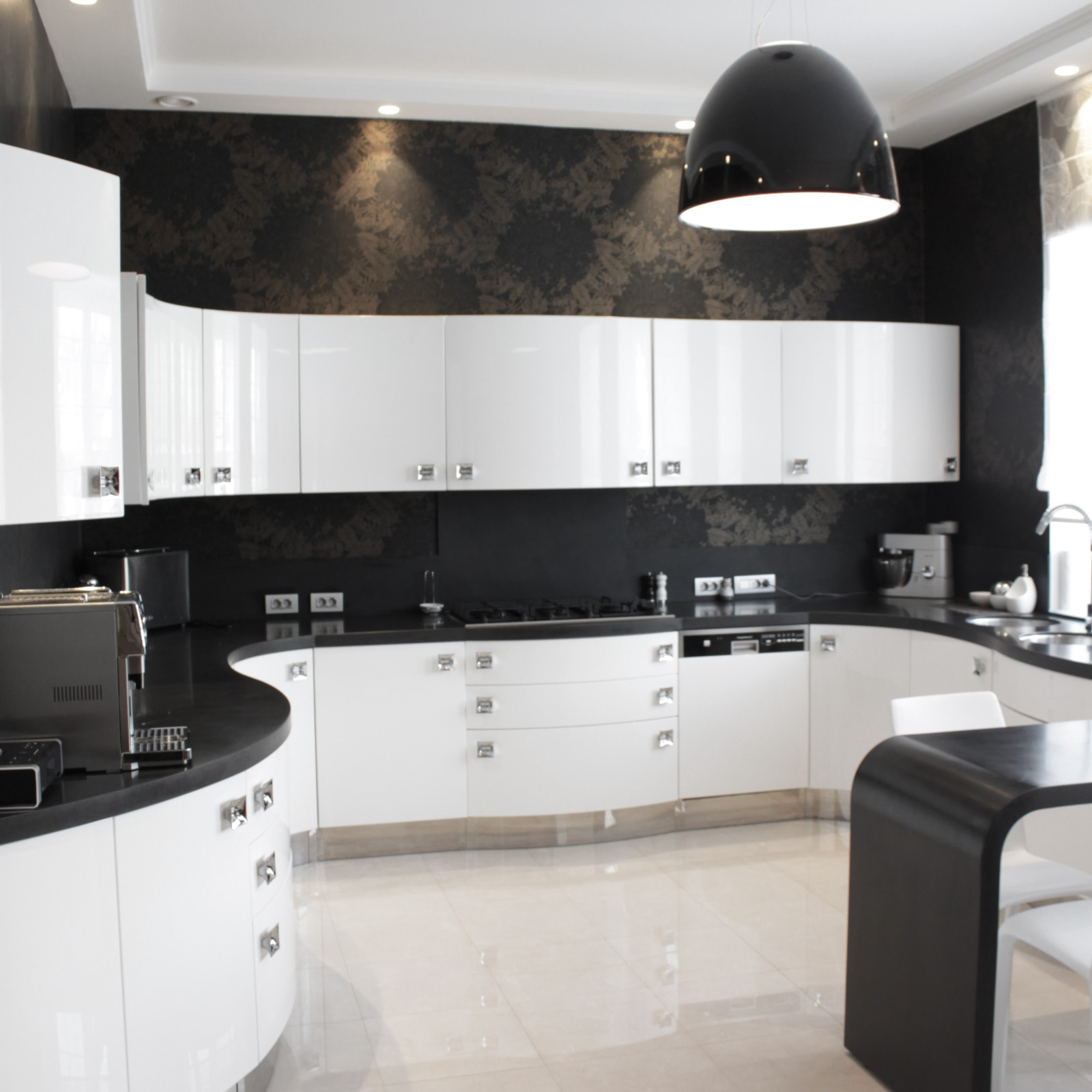 Реконструкция интерьера в загородном доме