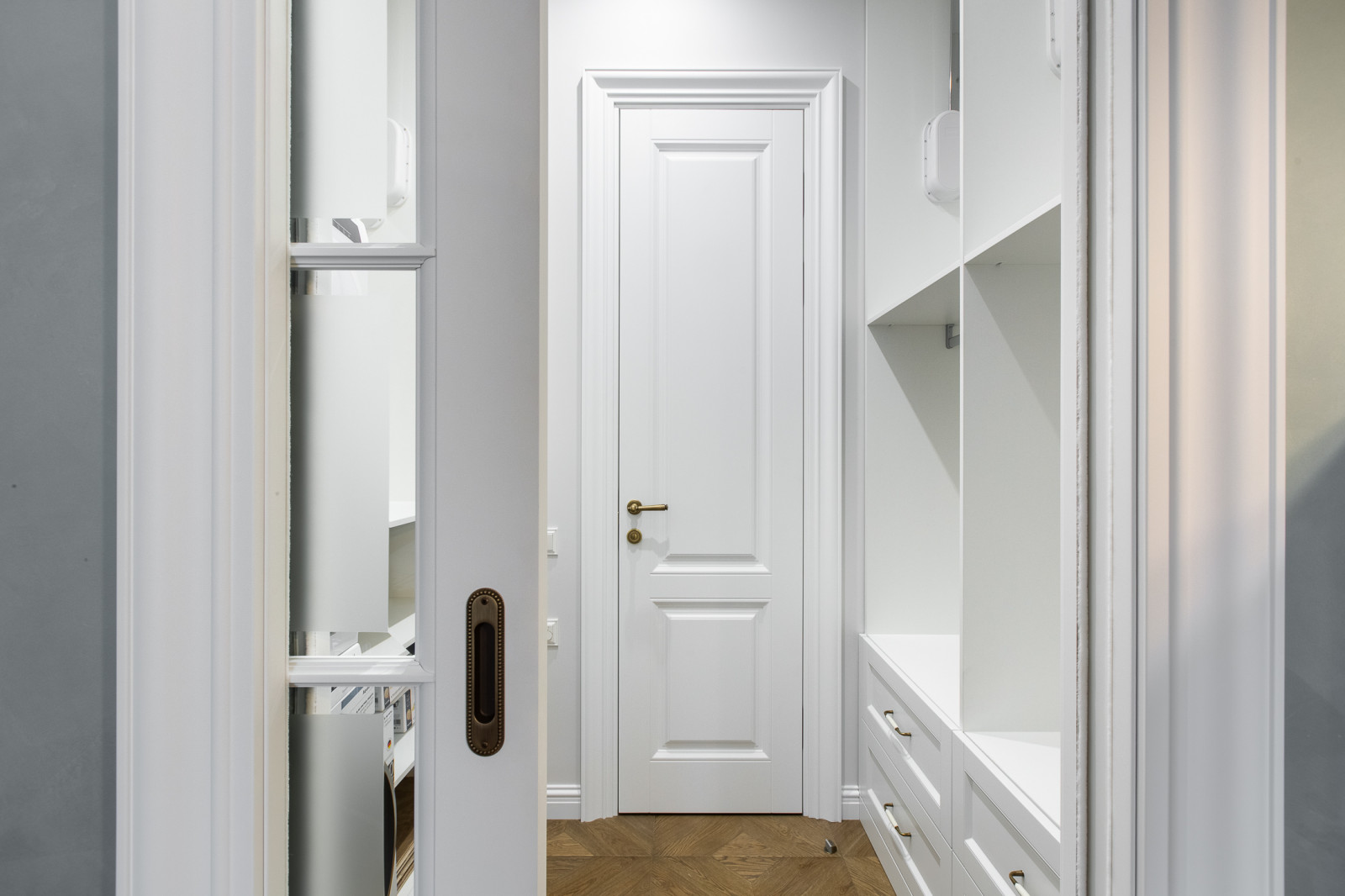 2-х ком.кв-ра в ЖК Титул на Серебрянической набережной