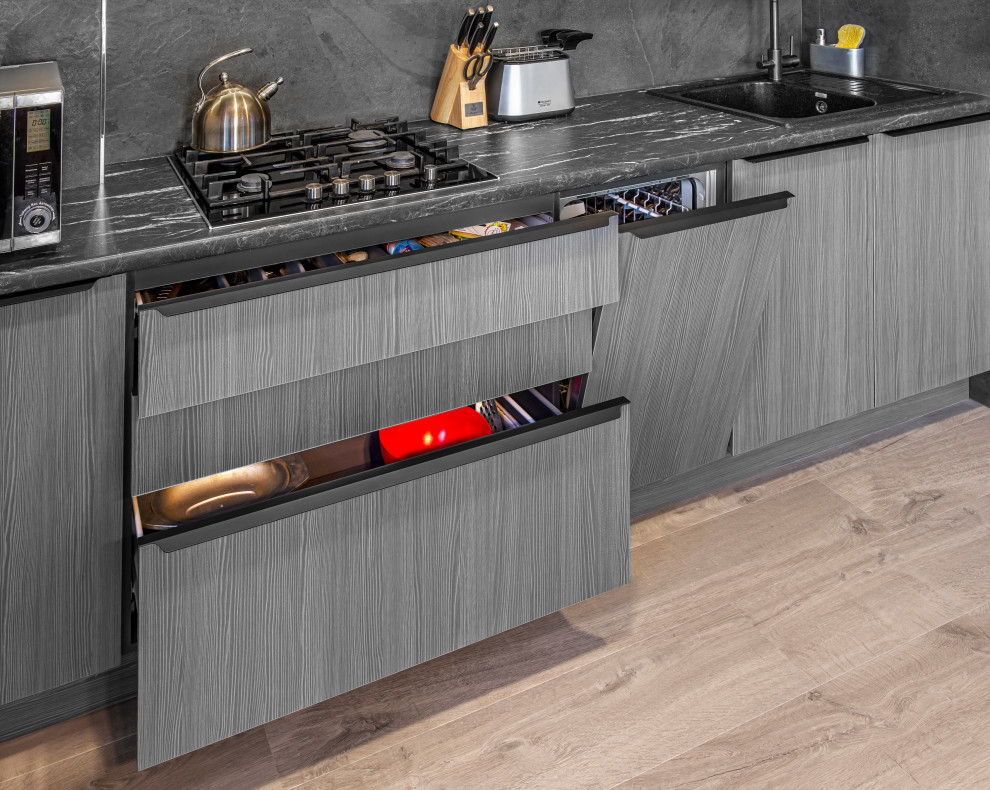 Кухня в ЖК Паруса г. Рязань, пленка + пластик