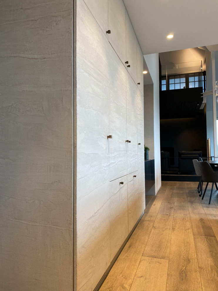 Декоративная фактурная штукатурка для отделки мебели с текстурой дерева