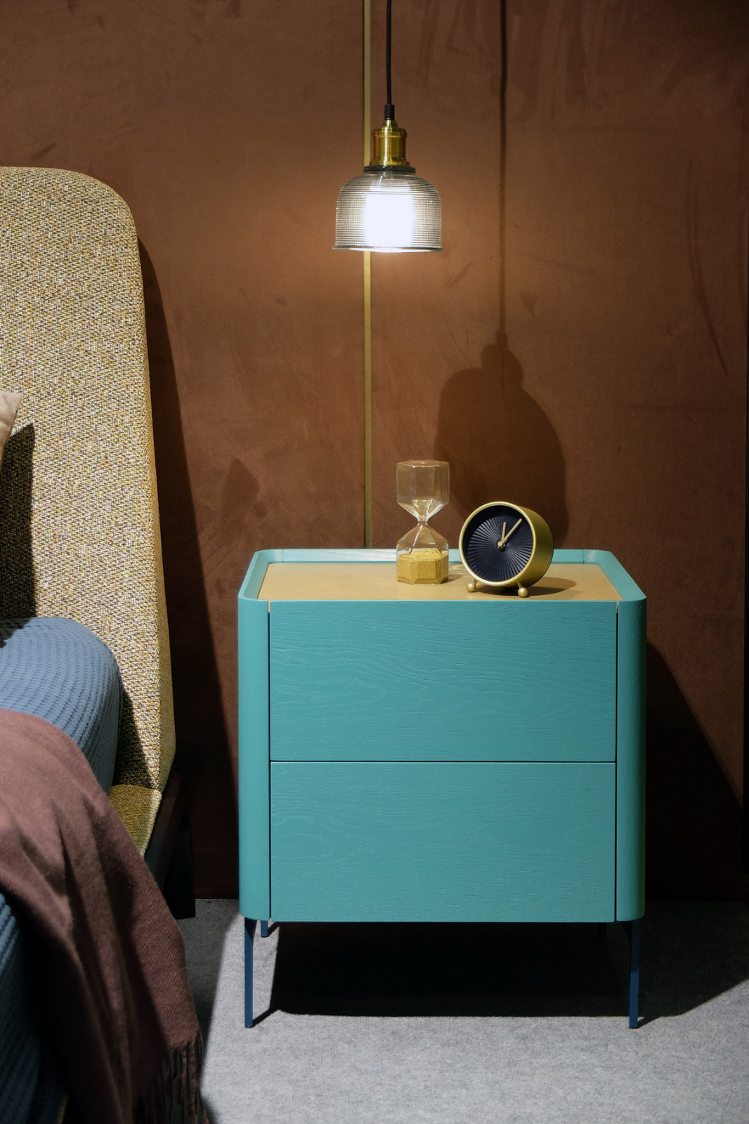 Комоды Консоли Тумбы коллекции Ирис