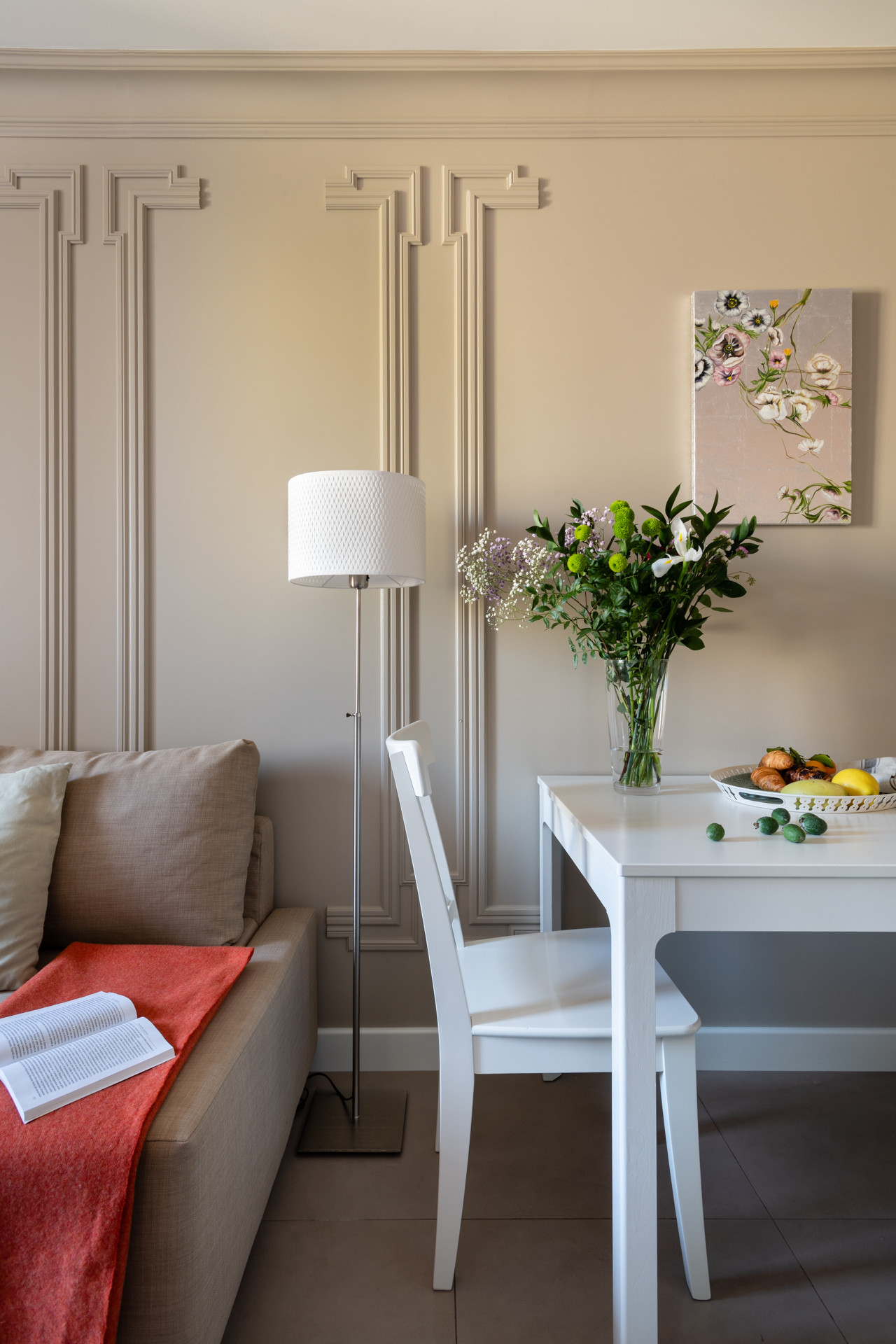 В гостях: Квартира в бежевых тонах для семьи дизайнера